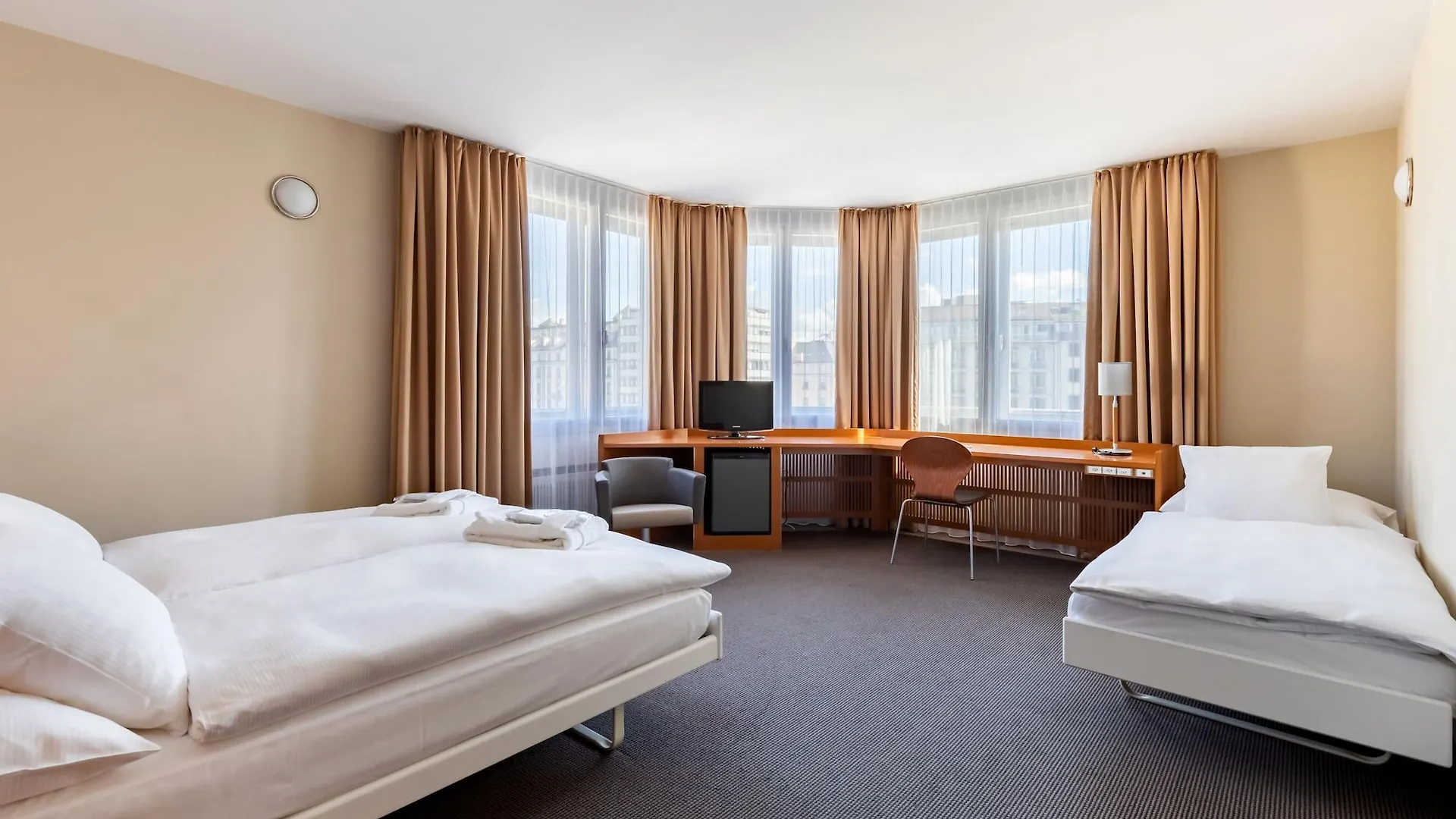 ****  Hotel Cornavin Geneve Zwitserland