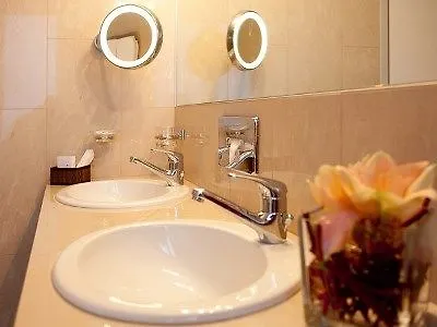 Hôtel Cornavin Genève 4*,